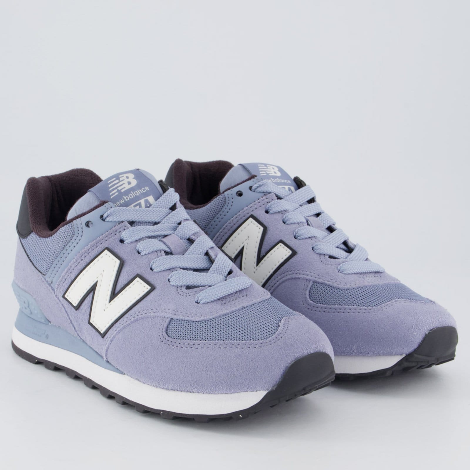 Vista 2 Tênis New Balance 574 V2 Feminino e Branco New Balance azul