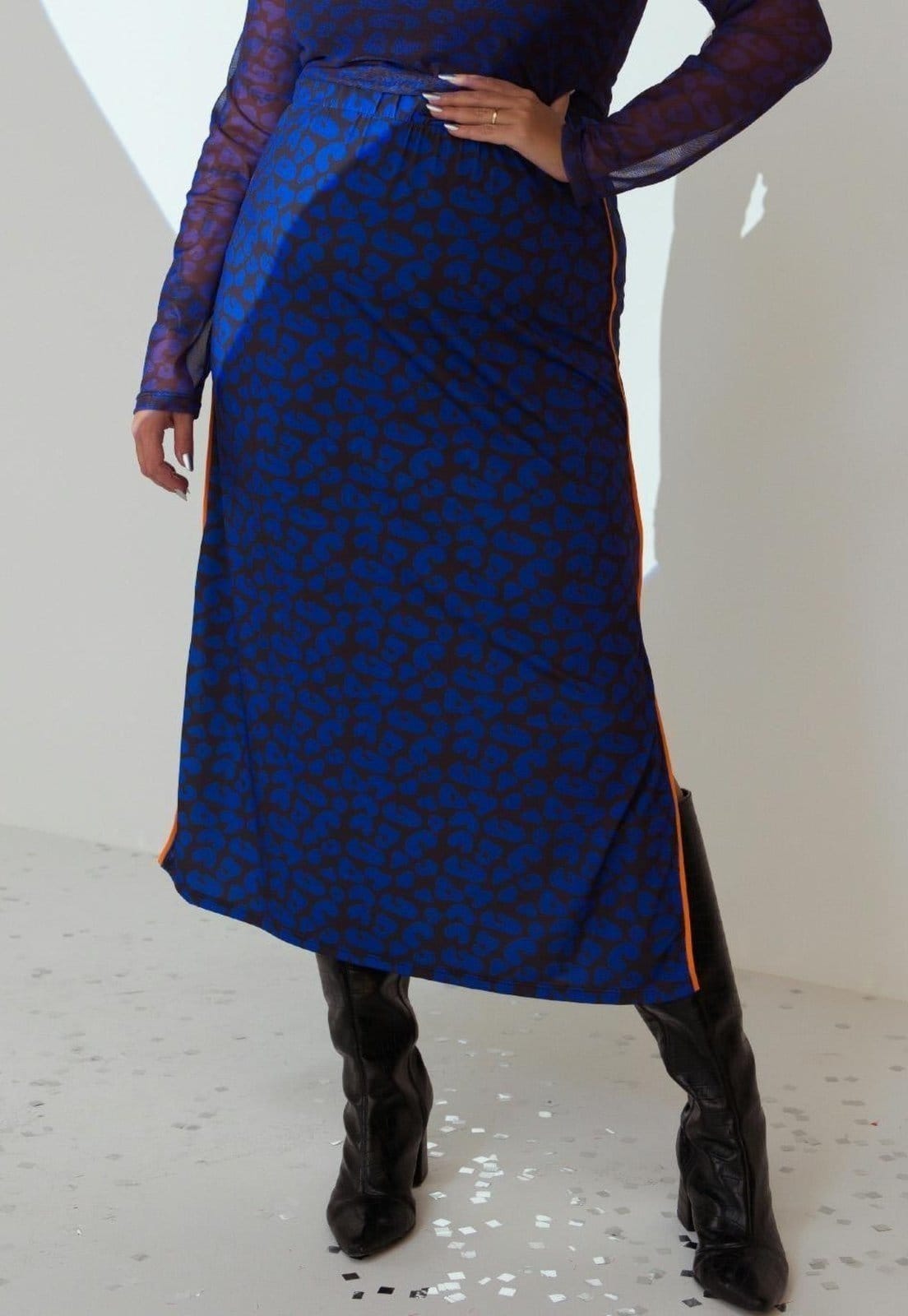 Saia Longuete Com Fendas