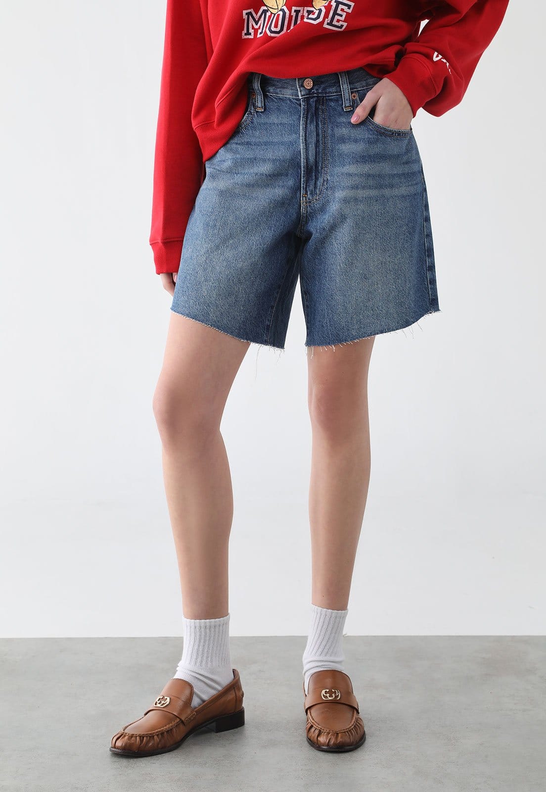 Shorts Feminino GAP Jeans Barra Desfiada