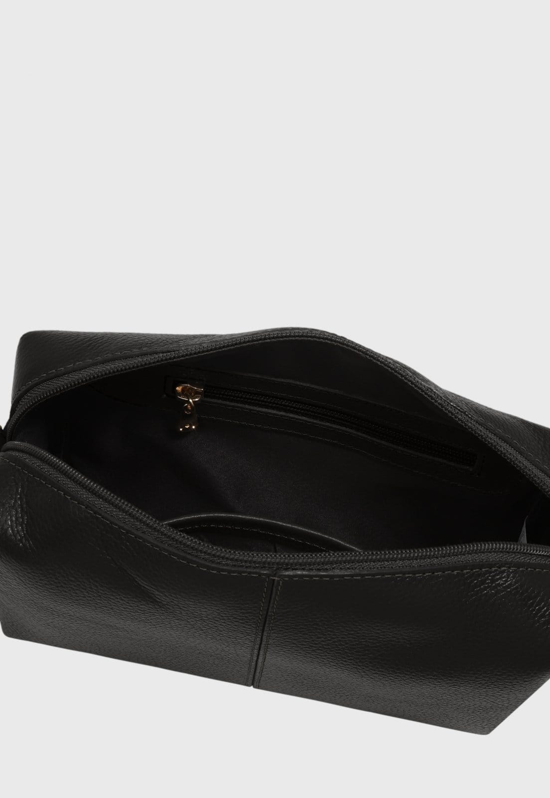 Vista 2 Bolsa Transversal Couro Mariart Capinzinho Preta Mariart preto