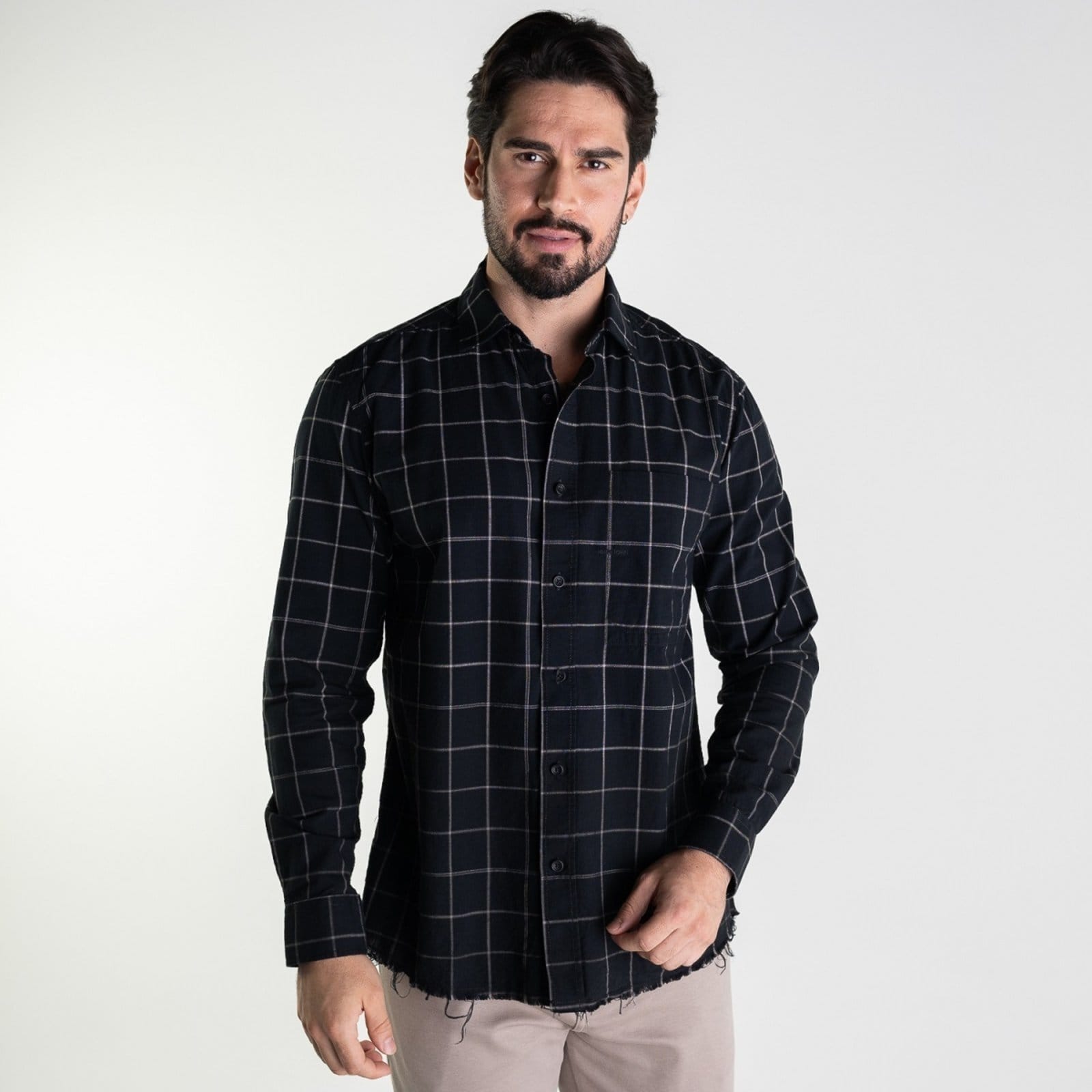 Camisa John John Xadrez Preta