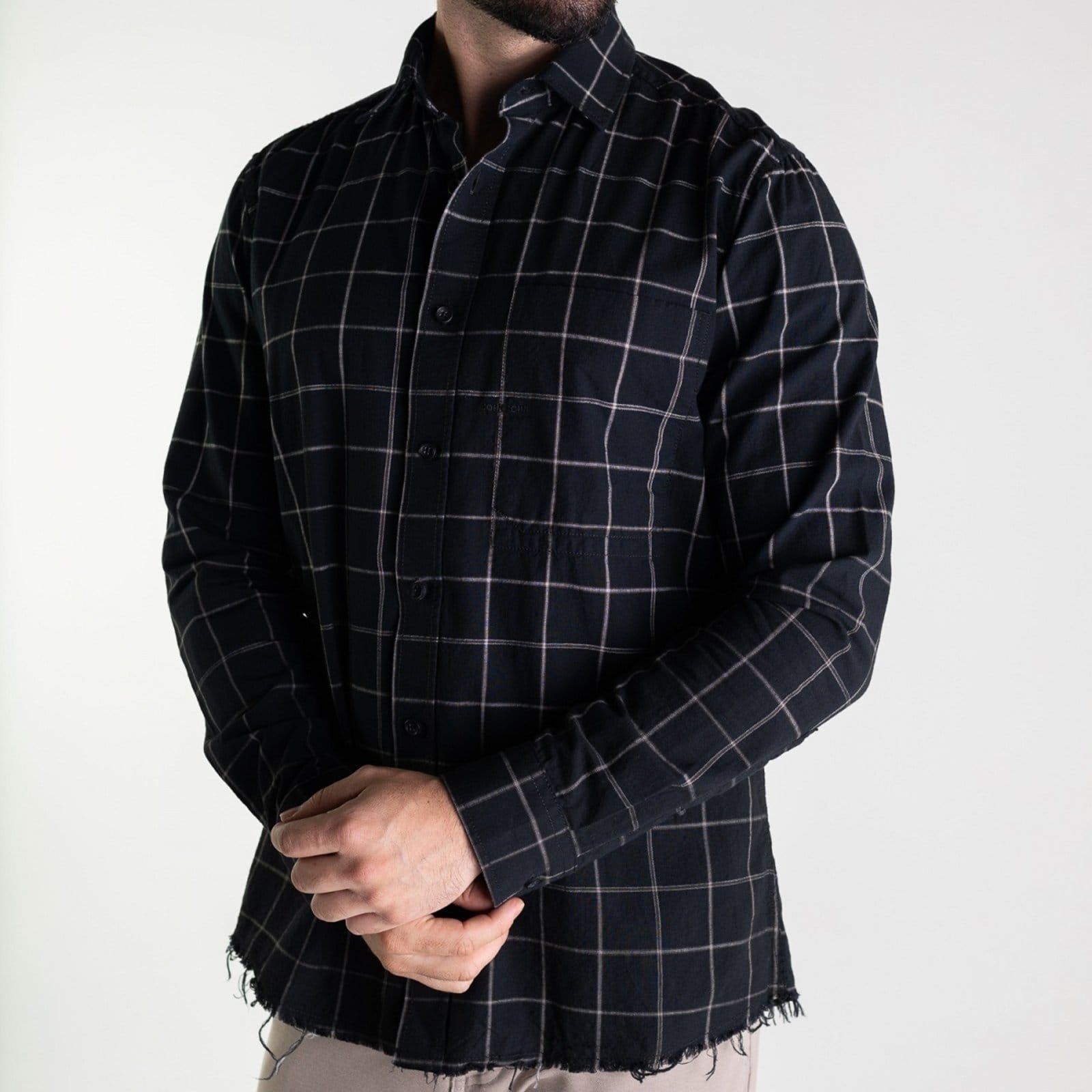 Vista 2 Camisa John John Xadrez Preta Jonh John preto