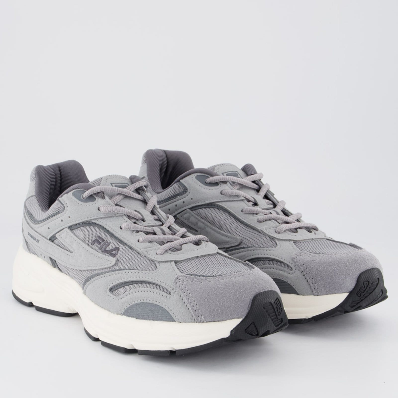 Vista 2 Tênis Fila Runner 2K SE Fila cinza