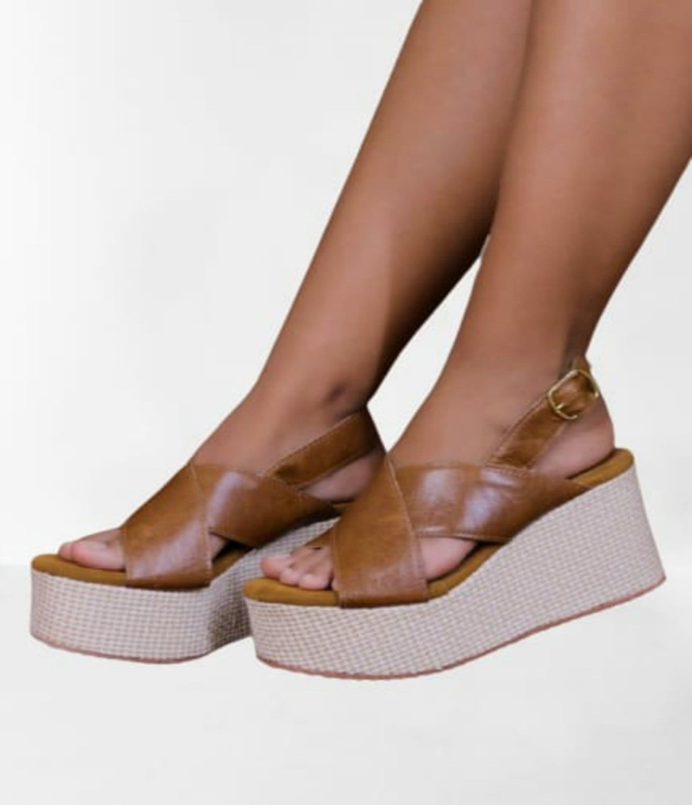 Tamanco Delazari Salto Plataforma Couro Fechamento Fivela