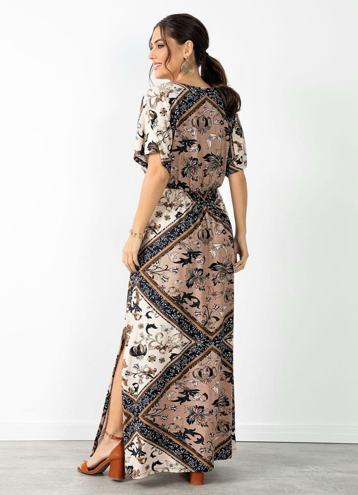 Vista 2 Vestido Viscose Elastano Lenço Marinho Quintess estampado