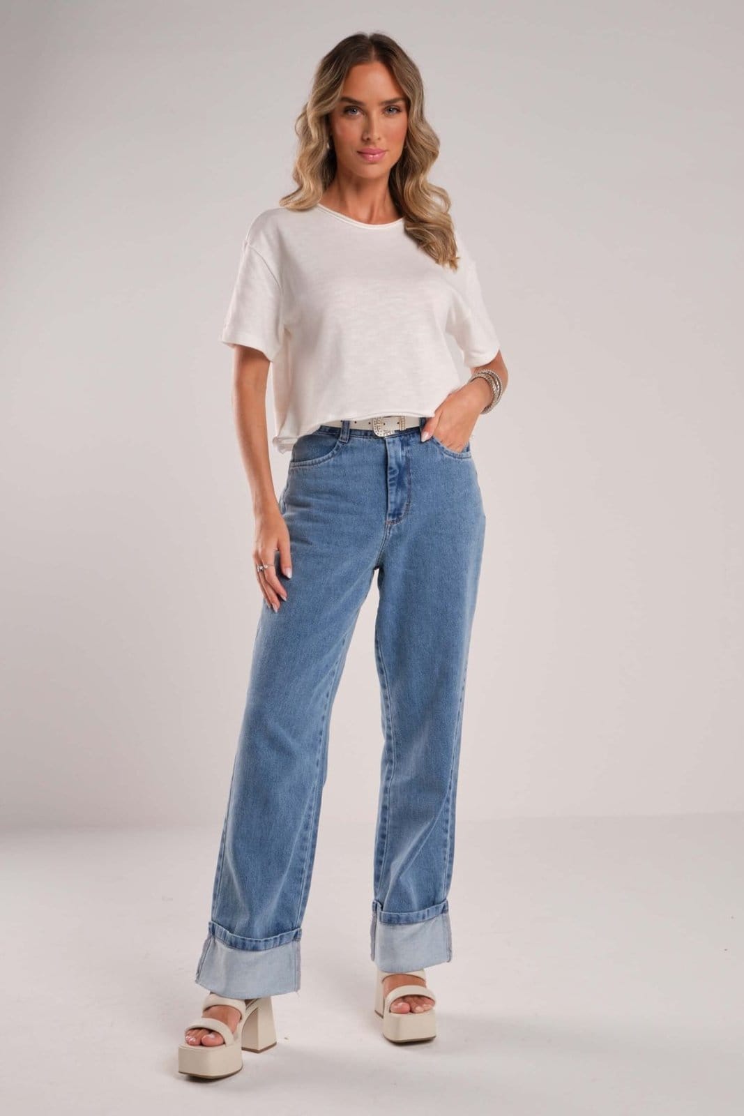 Vista 2 Blusa Feminina Manga Curta Marialícia Marialícia bege