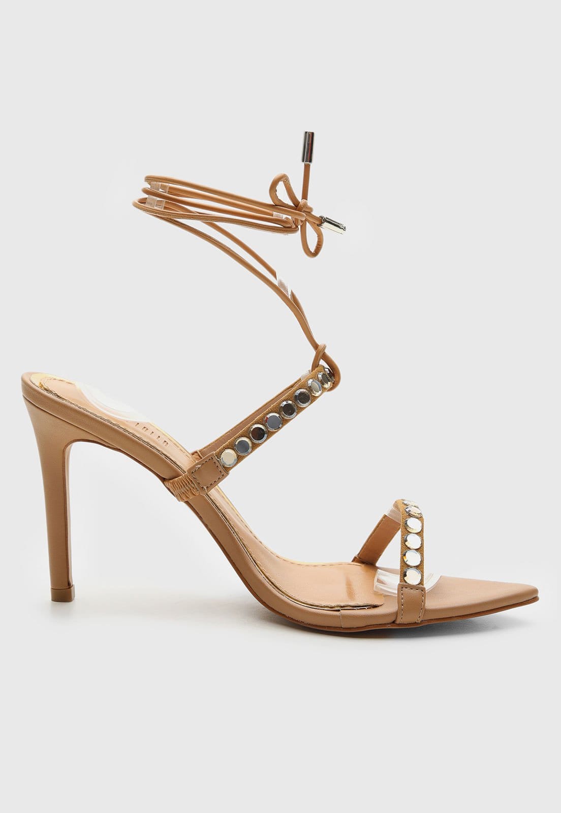 Vista 2 Sandália Feminina Santa Lolla Salto Alto Tiras Tachas Santa Lolla nude