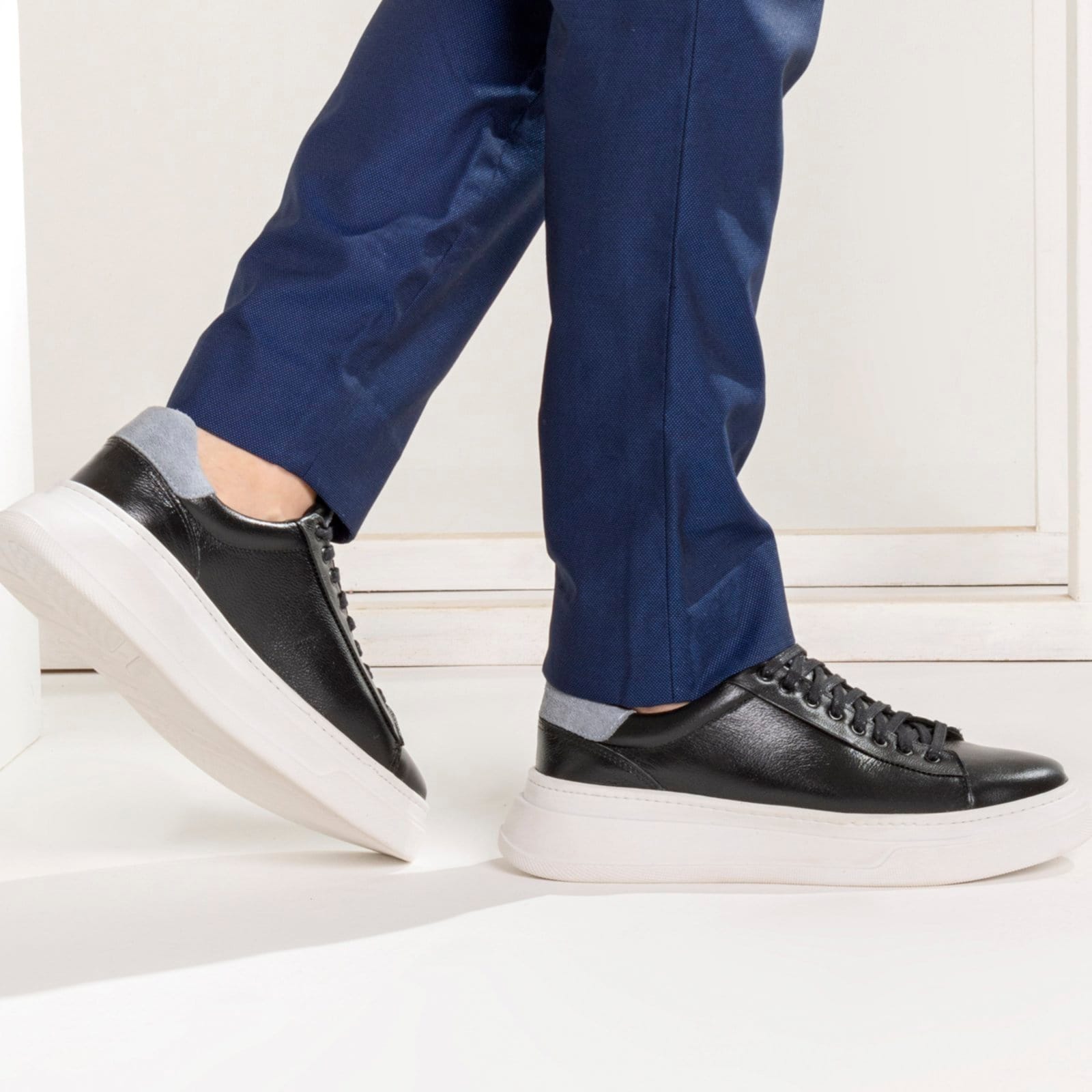 Vista 2 Tênis Masculino Franca Griffe Prime Edition Couro Genuíno Dubai Premium Black FRANCA GRIFFE preto black