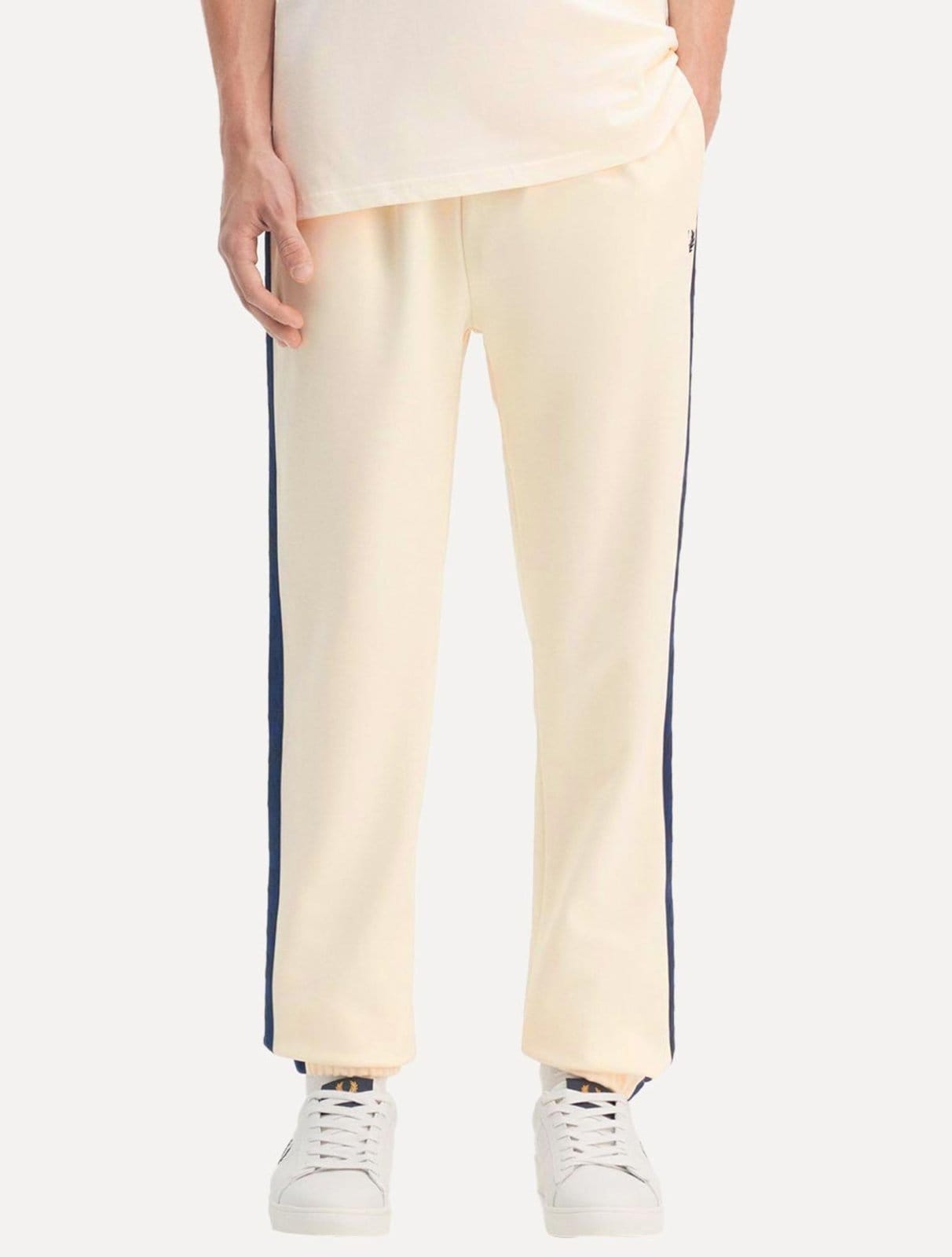 Vista principal Calça Fred Perry Masculina Contrast Tape Track Off-White Fred Perry off-white white
