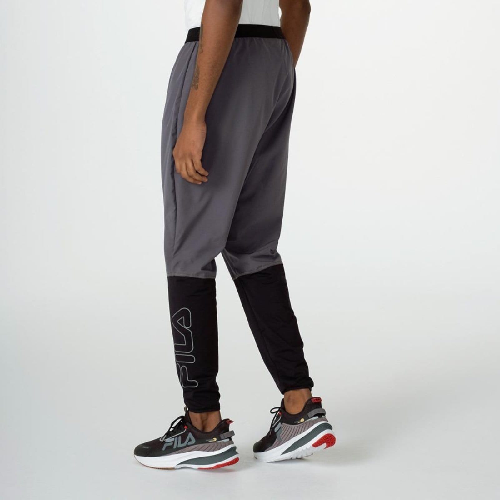 Vista 2 Calça Fila Jogging II Masculina Fila incolor