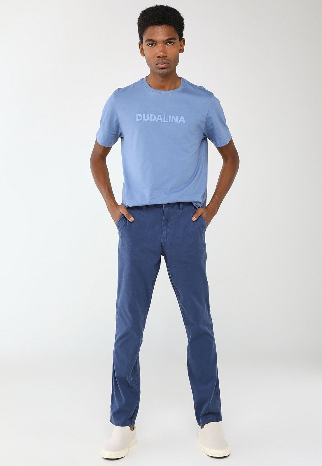 Vista 2 Calça Masculina Dudalina Chino Slim Dudalina azul marinho
