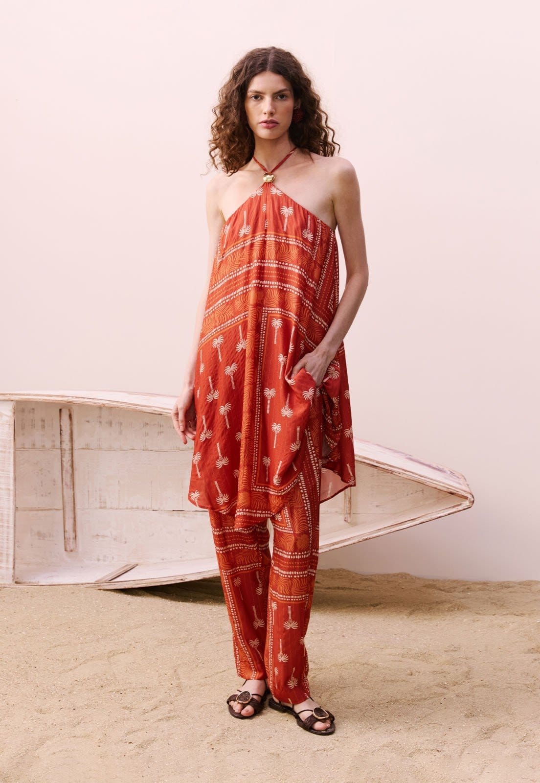 Calça Cenoura CaCay Estampada Tauari