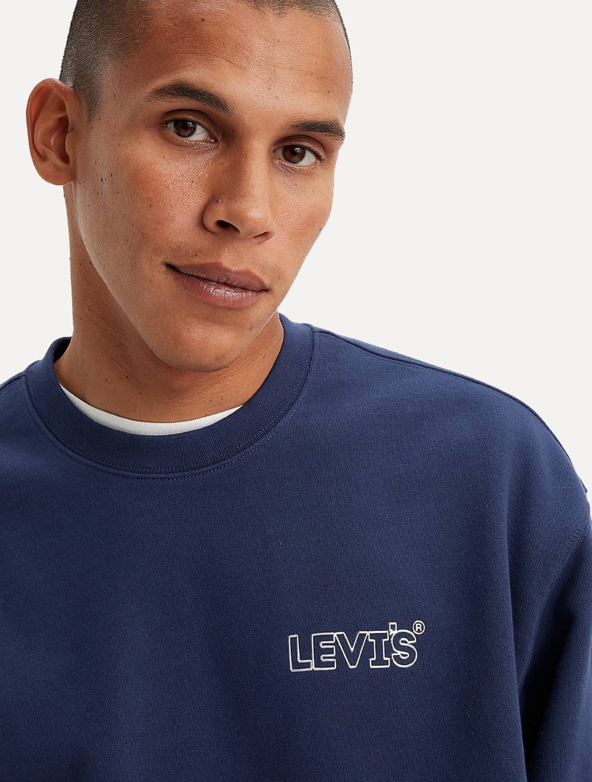 Vista 2 Moletom Levis Masculino Relaxed Crewneck Chrome Graphic Marinho Levis azul marinho chrome