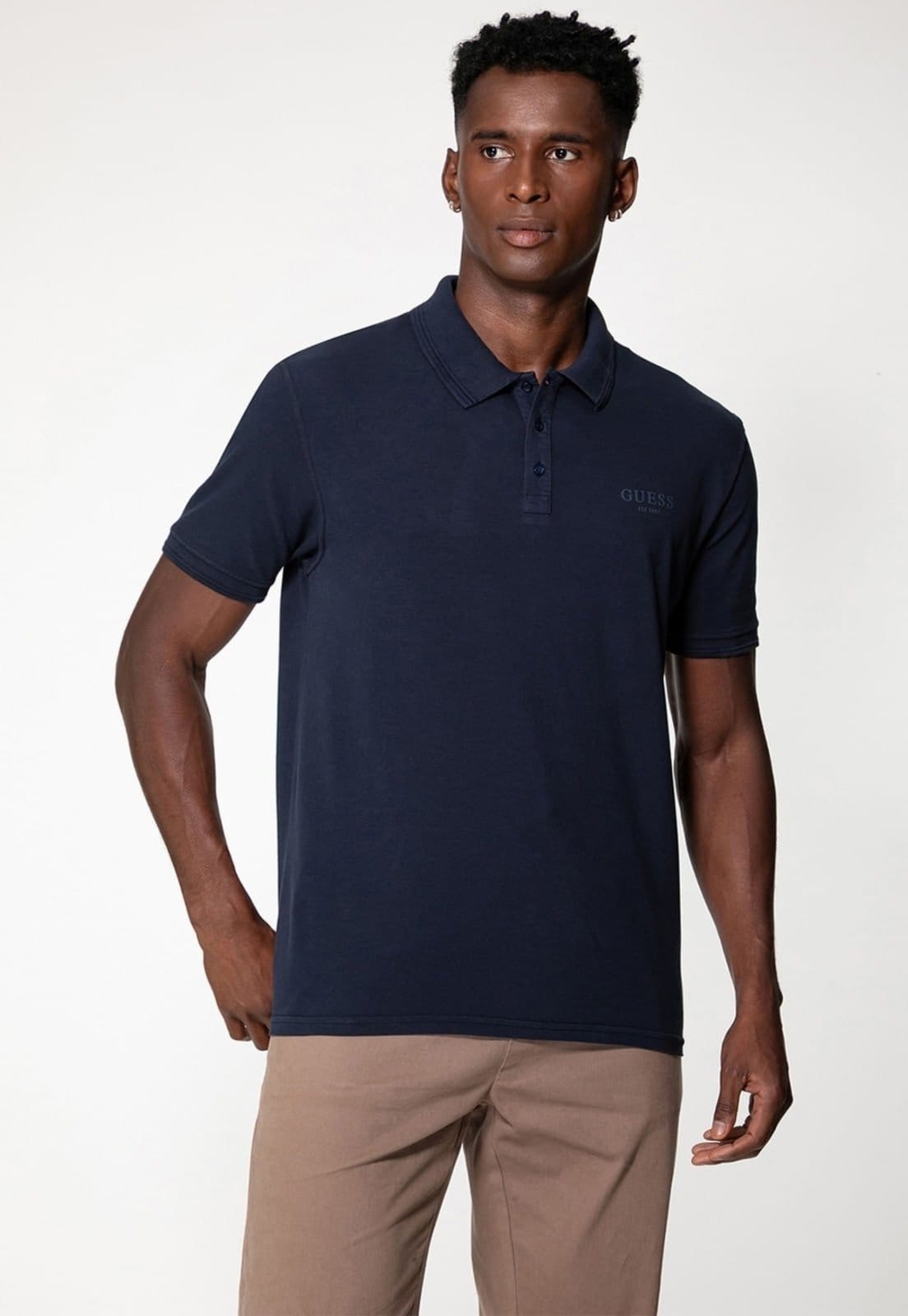 Camisa Polo Guess Silk Relevo Est 1981 Escuro