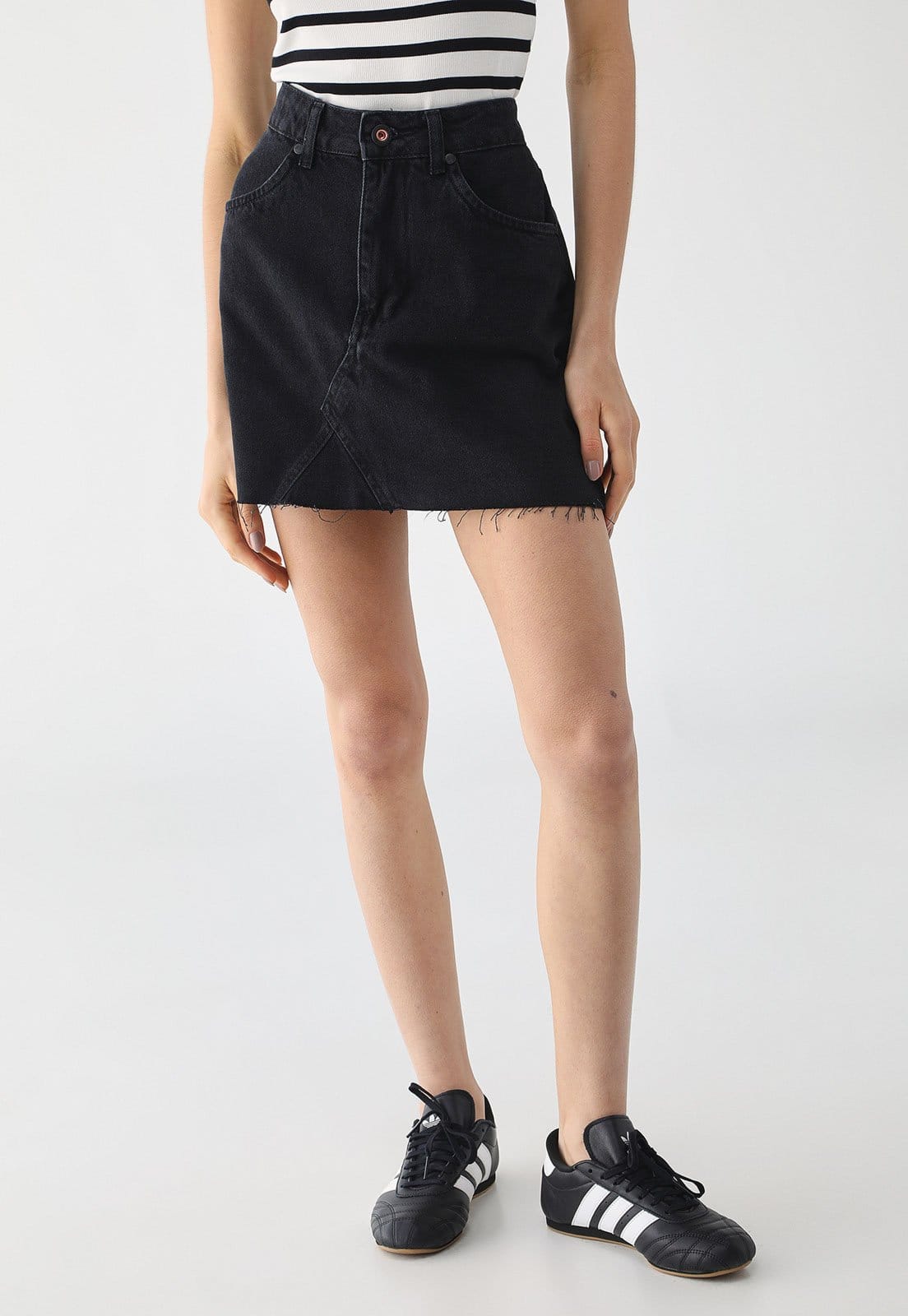 Saia Feminina Hang Loose Barra Desfiada Preta