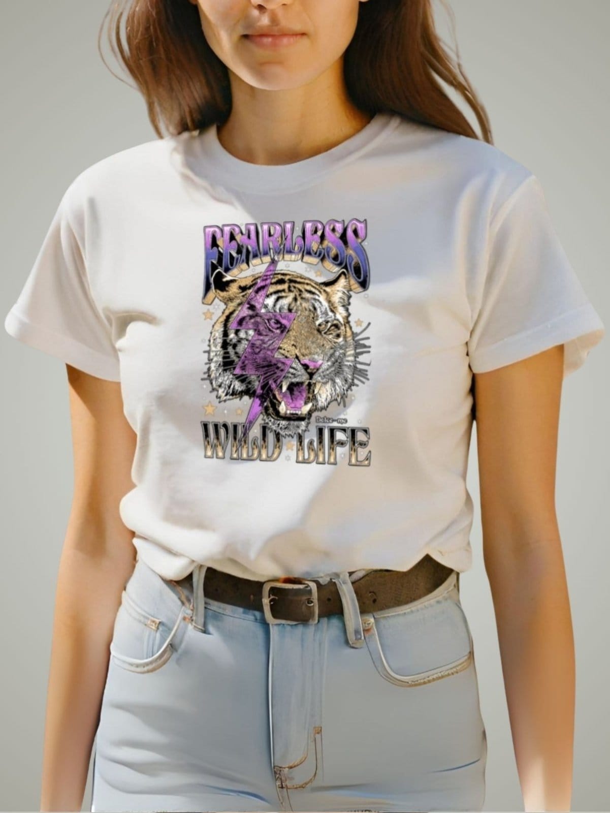 Camiseta Feminina Blusinha Plus Size T-shirt GuGi Leopard Tigre Raio Roxo Camisa Onça Branco