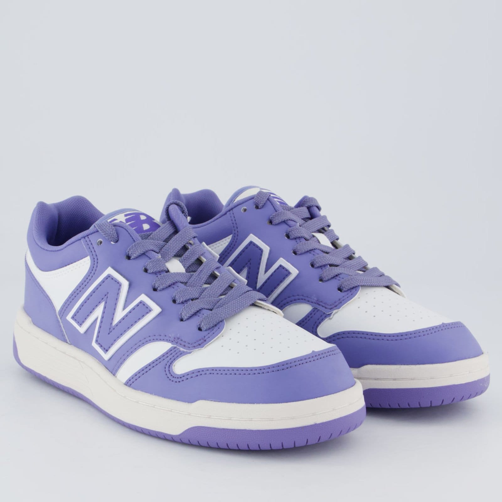 Vista 2 Tênis New Balance 480 Low Feminino Lilás e Branco New Balance roxo