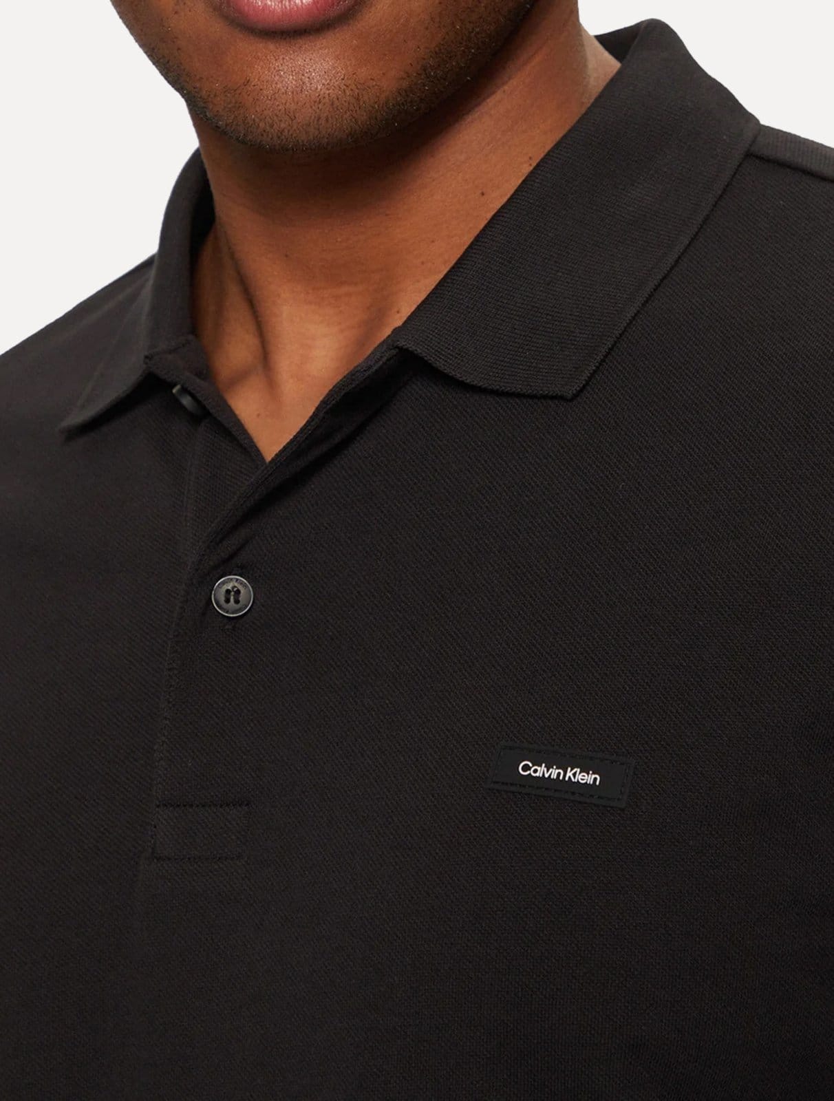 Vista 2 Polo Calvin Klein Masculina Piquet Slim Stretch Button Preta Calvin Klein preto
