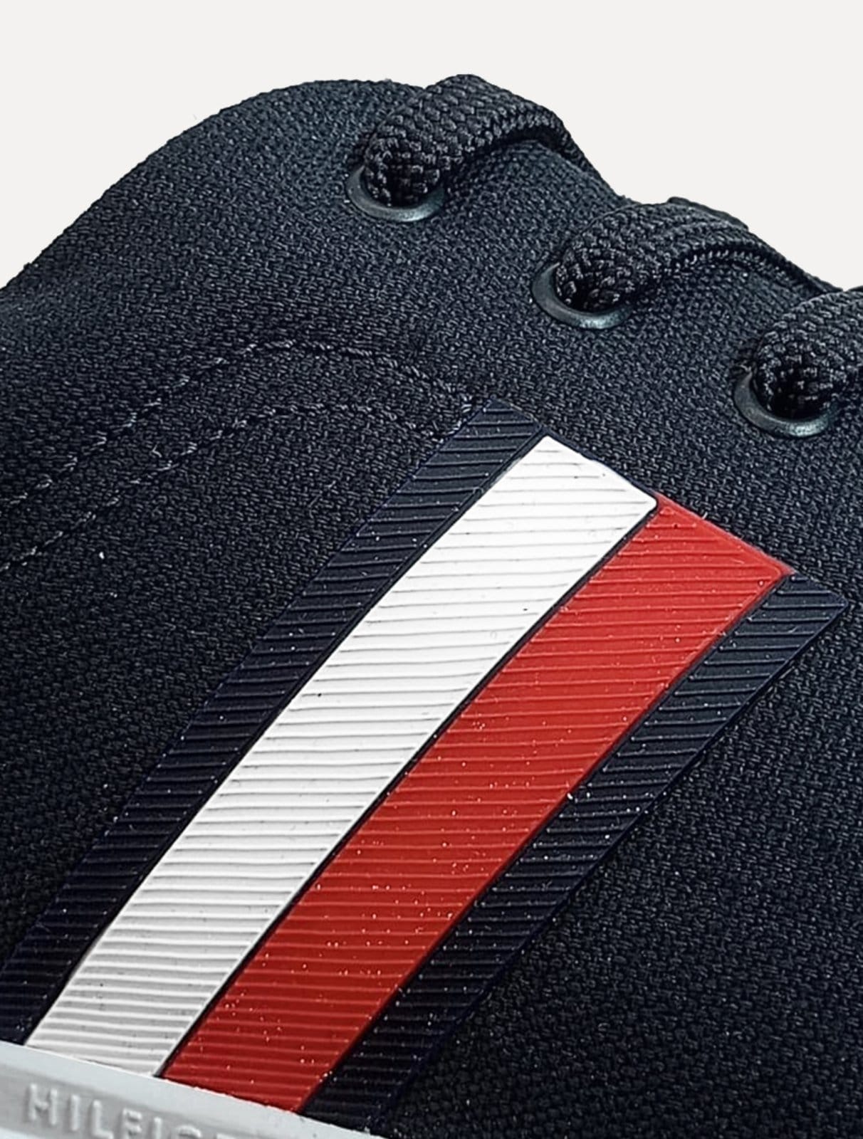 Vista 2 Tênis Tommy Hilfiger Masculino New Harrison Tommy Hilfiger azul marinho