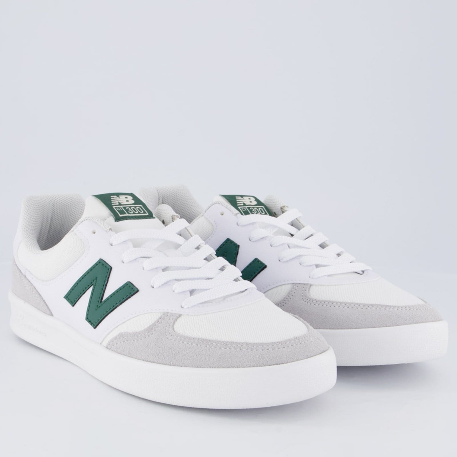 Vista 2 Tênis New Balance CT300 V3 Branco e Verde New Balance branco verde