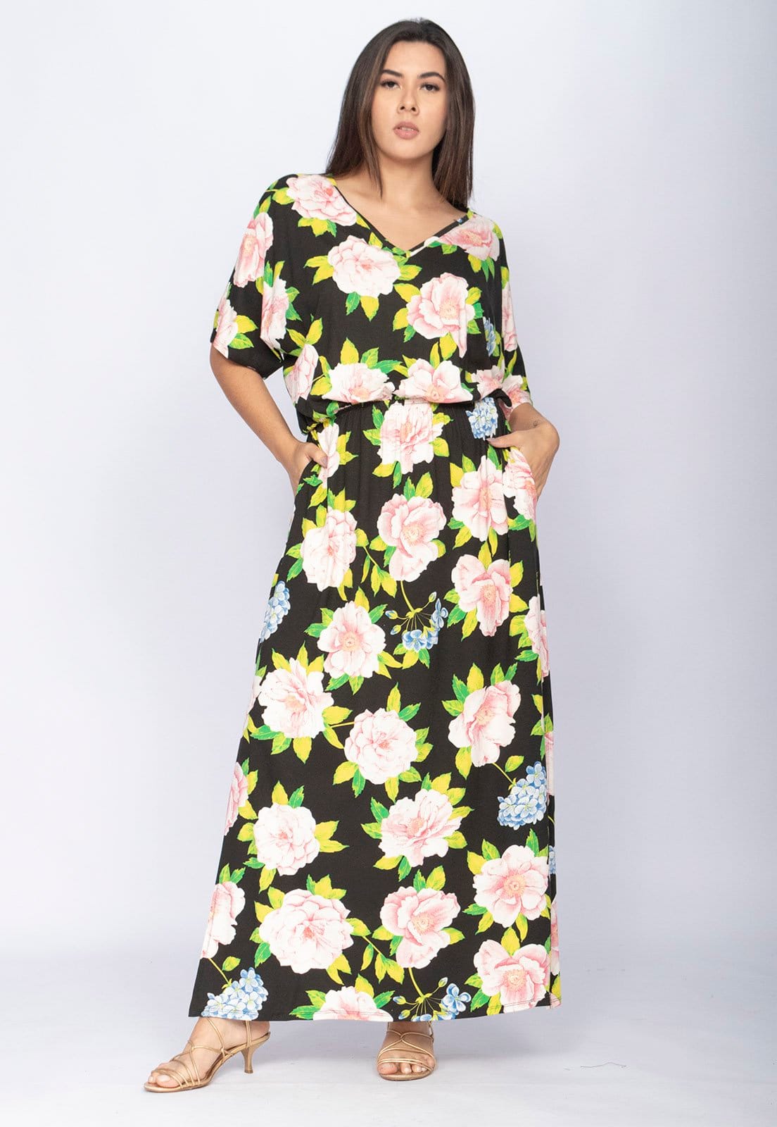 Vista principal Vestido CabanaFree Longo Plus Malha Estampa Rosas da Meia-Noite Cabanafree estampado