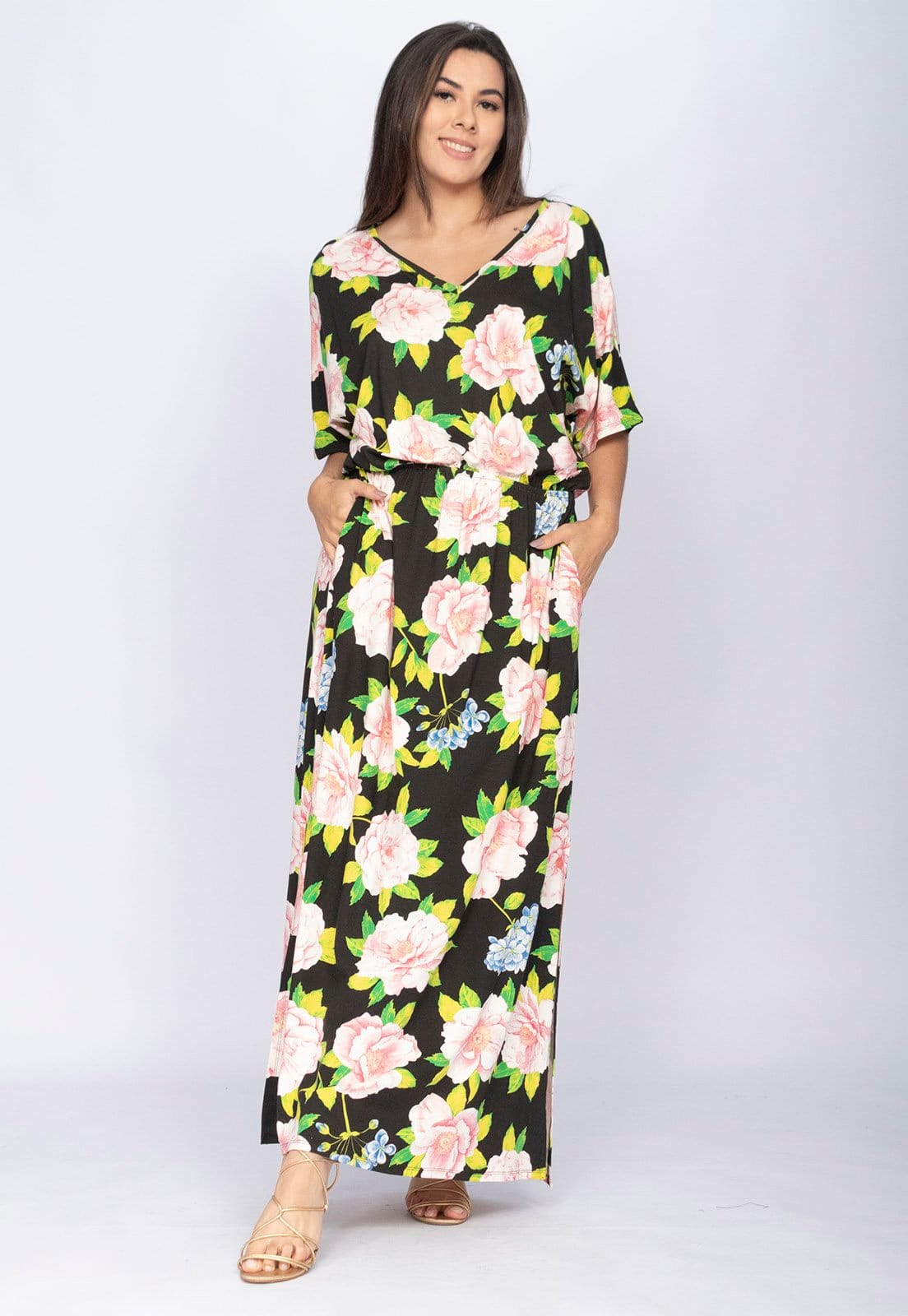 Vista 2 Vestido CabanaFree Longo Plus Malha Estampa Rosas da Meia-Noite Cabanafree estampado