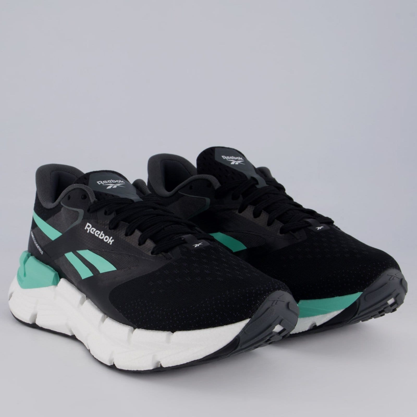 Vista 2 Tênis Reebok Floatzig Symmetros Reebok preto