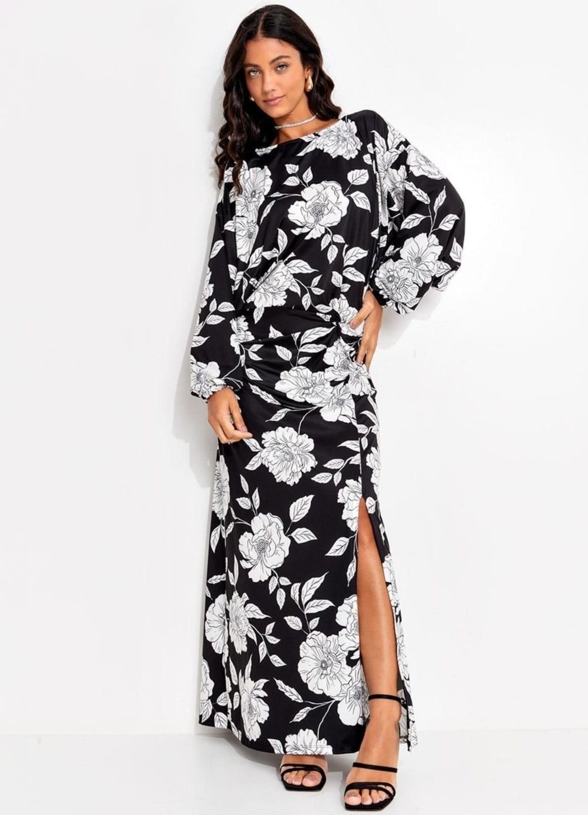 Vestido Malha Fria Floral E Branco