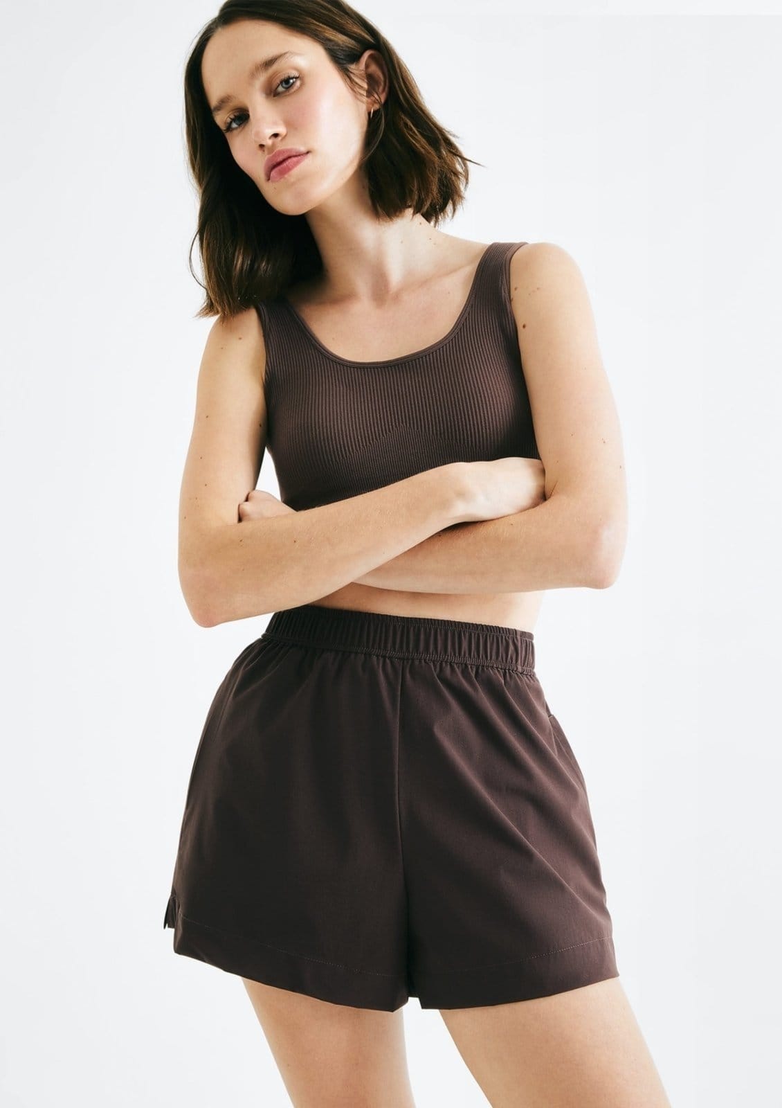 Vista principal Shorts Esportivo Feminino Cintura Alta Hering HERING SPORTS marrom