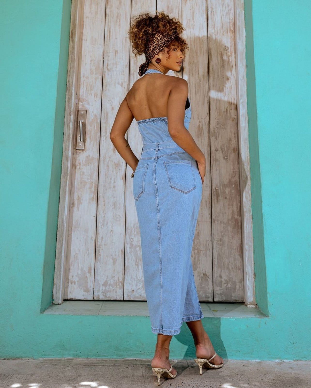 Vista 2 Vestido Midi Feminino Frente Única 24817 Clara Consciência jeans