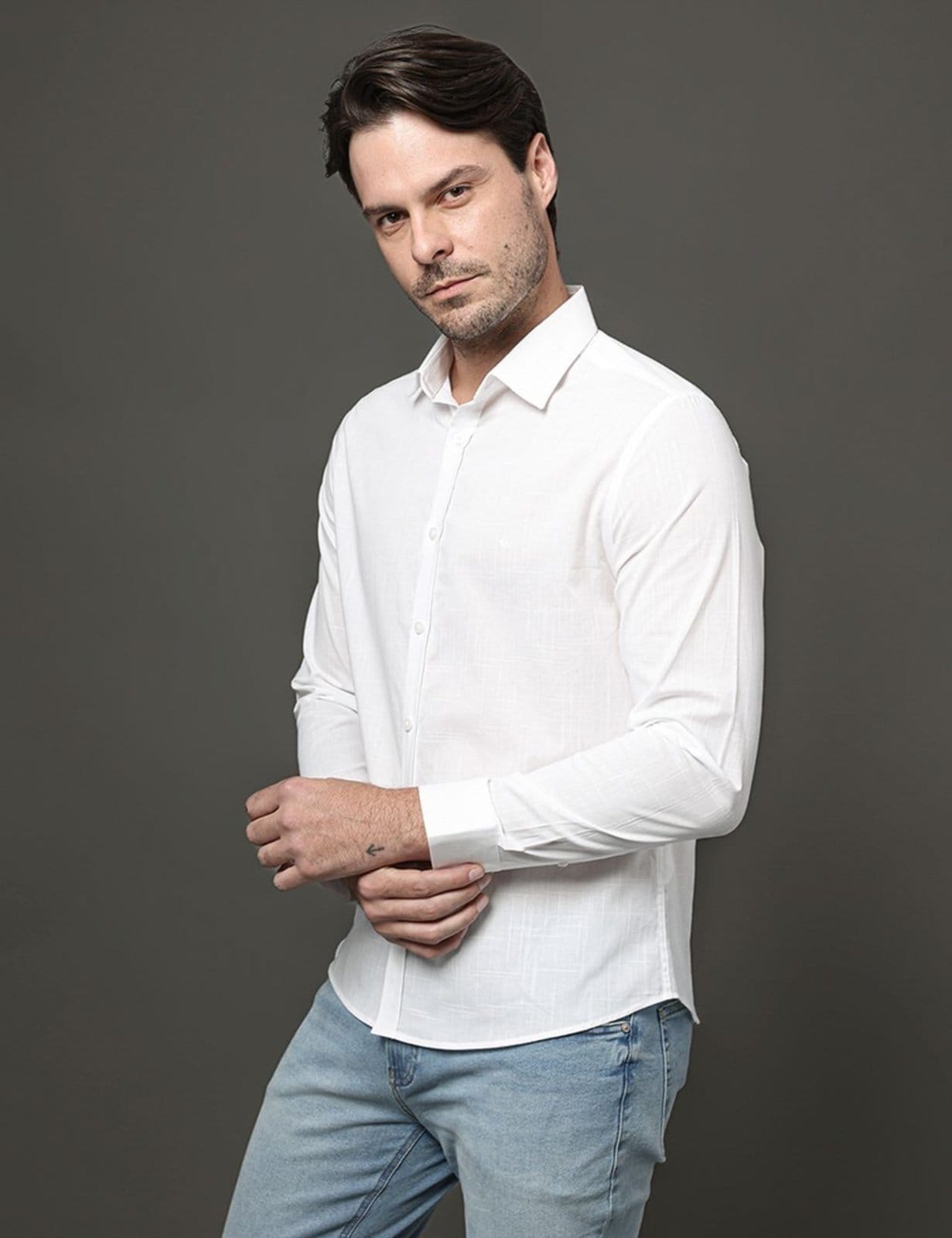 Vista 2 Camisa Masculina Slim Algodão Calvin Klein Calvin Klein Jeans branco