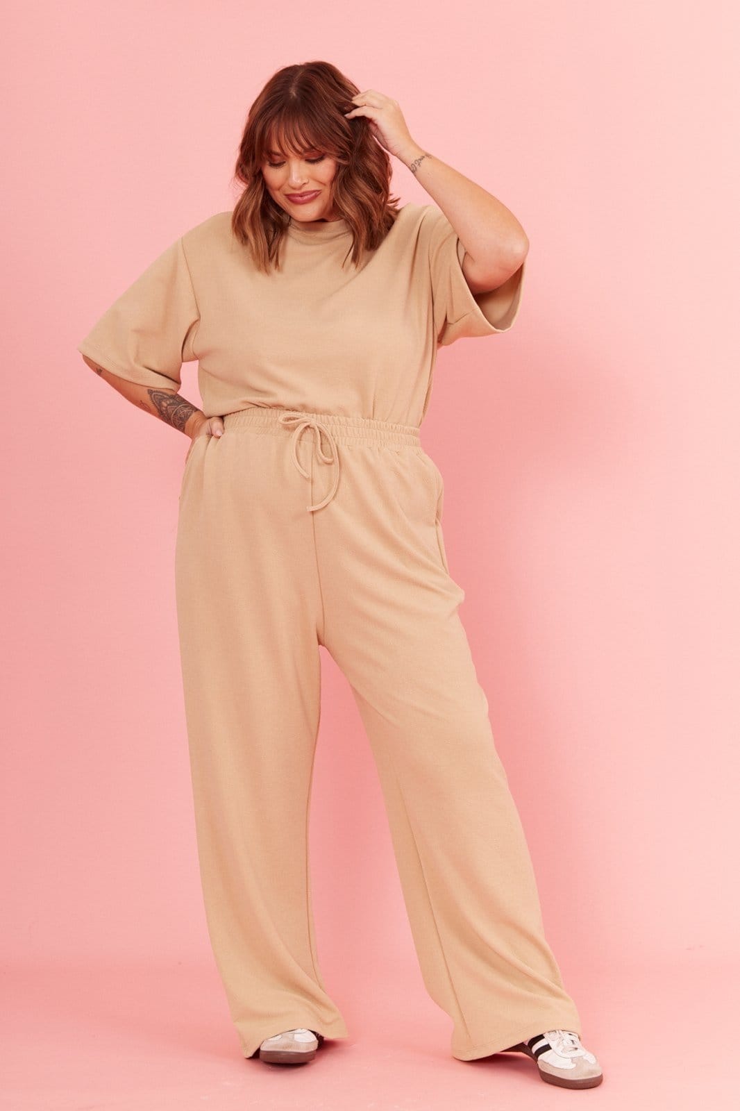 Vista 2 Calça In Love Karen Bege In Love preto