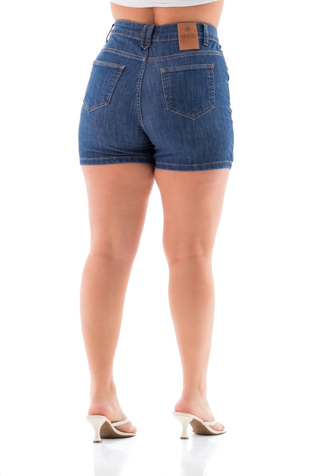 Vista 2 Shorts Jeans Feminino Arauto Hot Pants ARAUTO JEANS azul