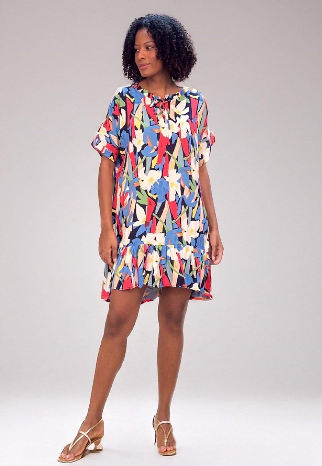 Vista 2 Vestido curto amplo gola princesa Estampa Floresce Amazonia Vital azul/branco/estampado/vermelho