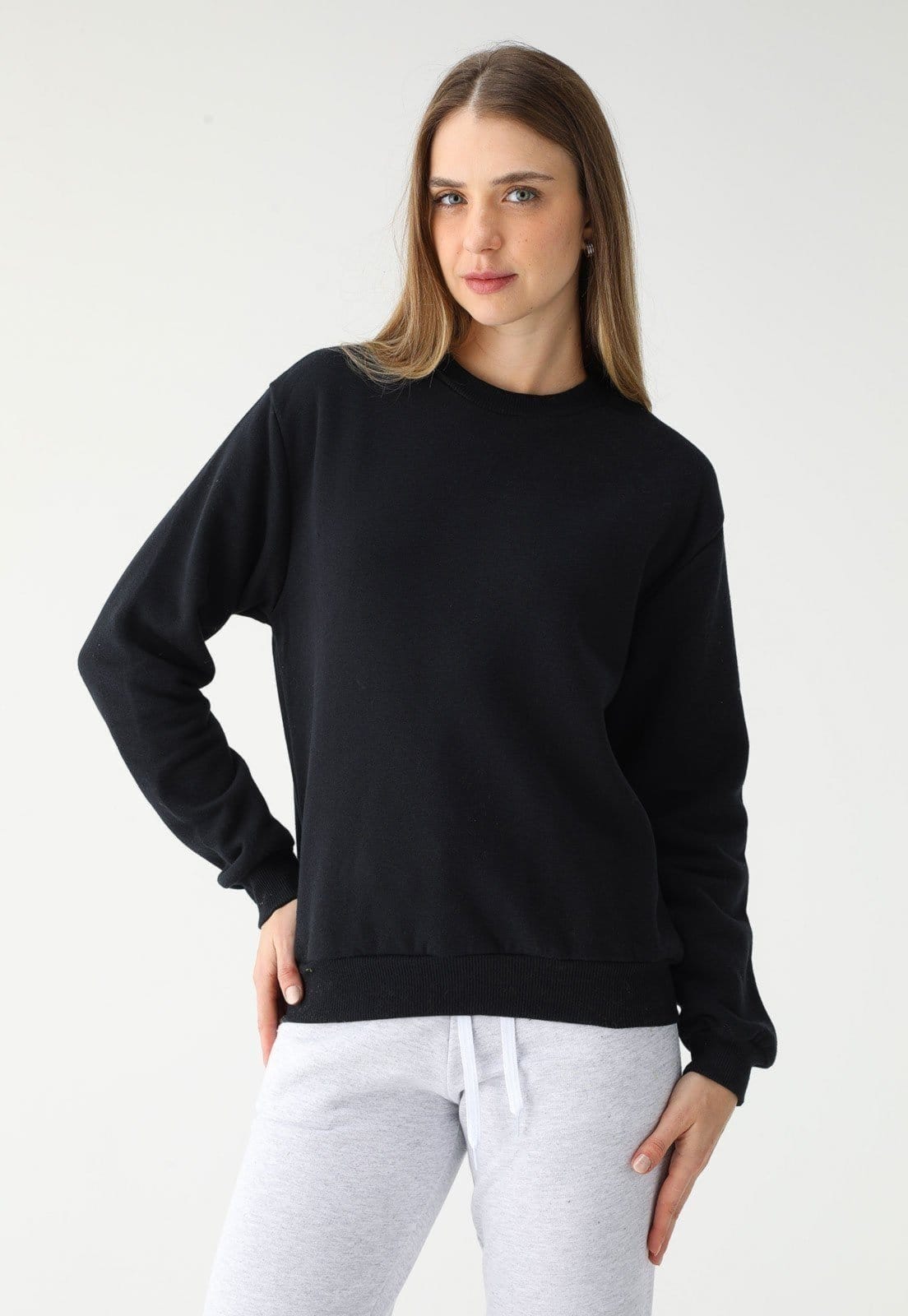 Vista principal Blusa de Frio Moletom Feminino Flanelado Benellys Liso Gola Redonda Benellys preto