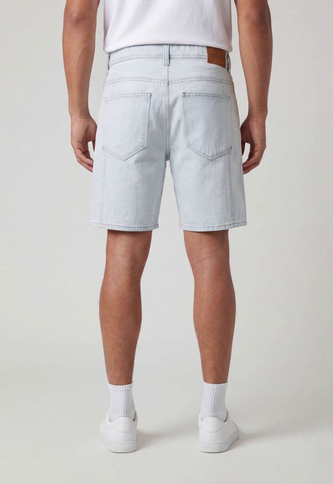 Vista 2 Bermuda Masculina Colcci Jeans Cintura Média Claro Colcci azul