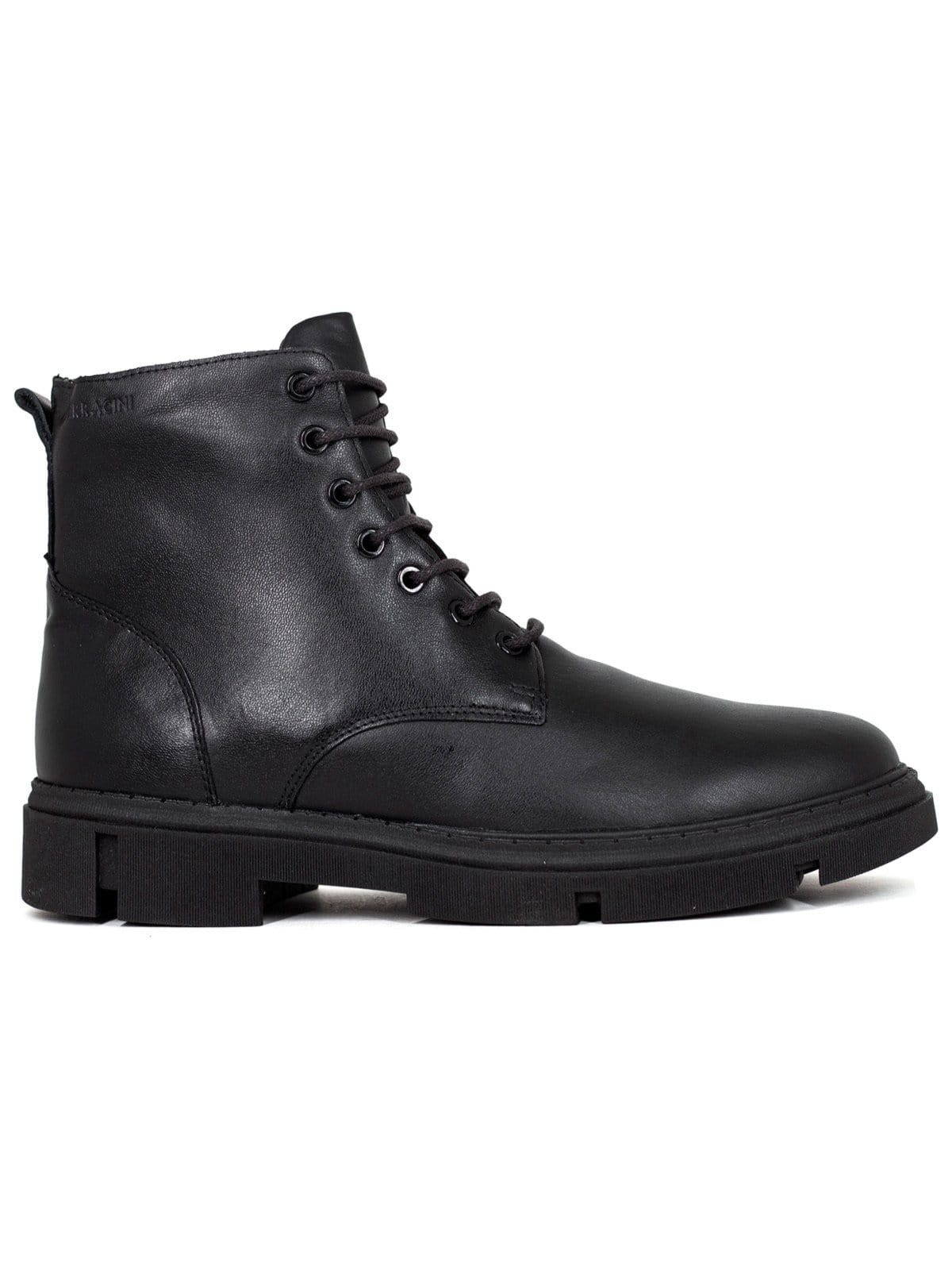 Vista principal Bota Masculina Ferracini 24h Casual Aston Couro Cadarço Urbano Conforto Preto All Black FERRACINI preto black