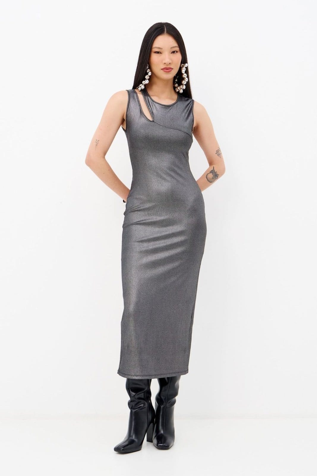 Vista principal Vestido Canelado Efeito Metal Feminino Inblanche grafite