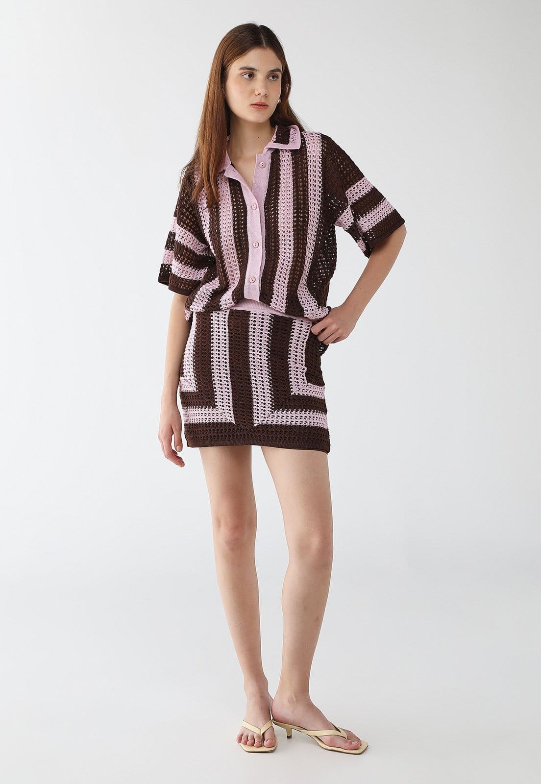 Vista 2 Saia Feminina My Favorite Crochê Geométrica My Favorite marrom