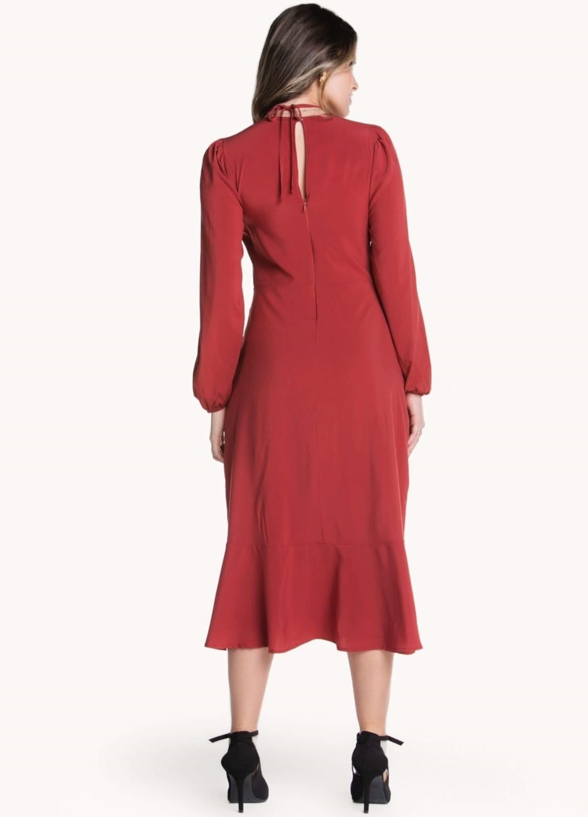 Vista 2 VESTIDO MIDI COM DECOTE FRANZIDO Art Livre preto