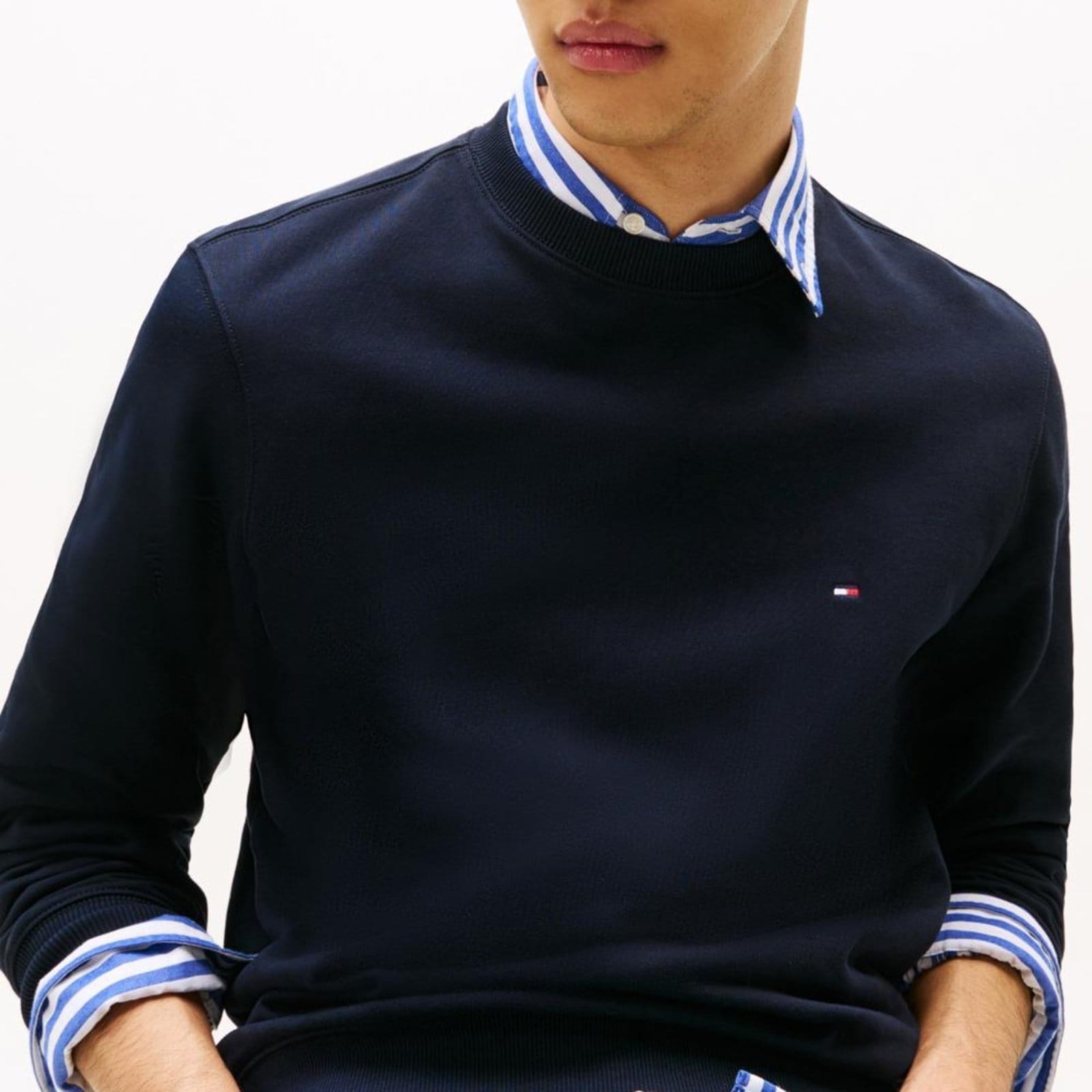 Vista 2 Moletom Com Felpa Bandeira Bordada - P Tommy Hilfiger azul marinho