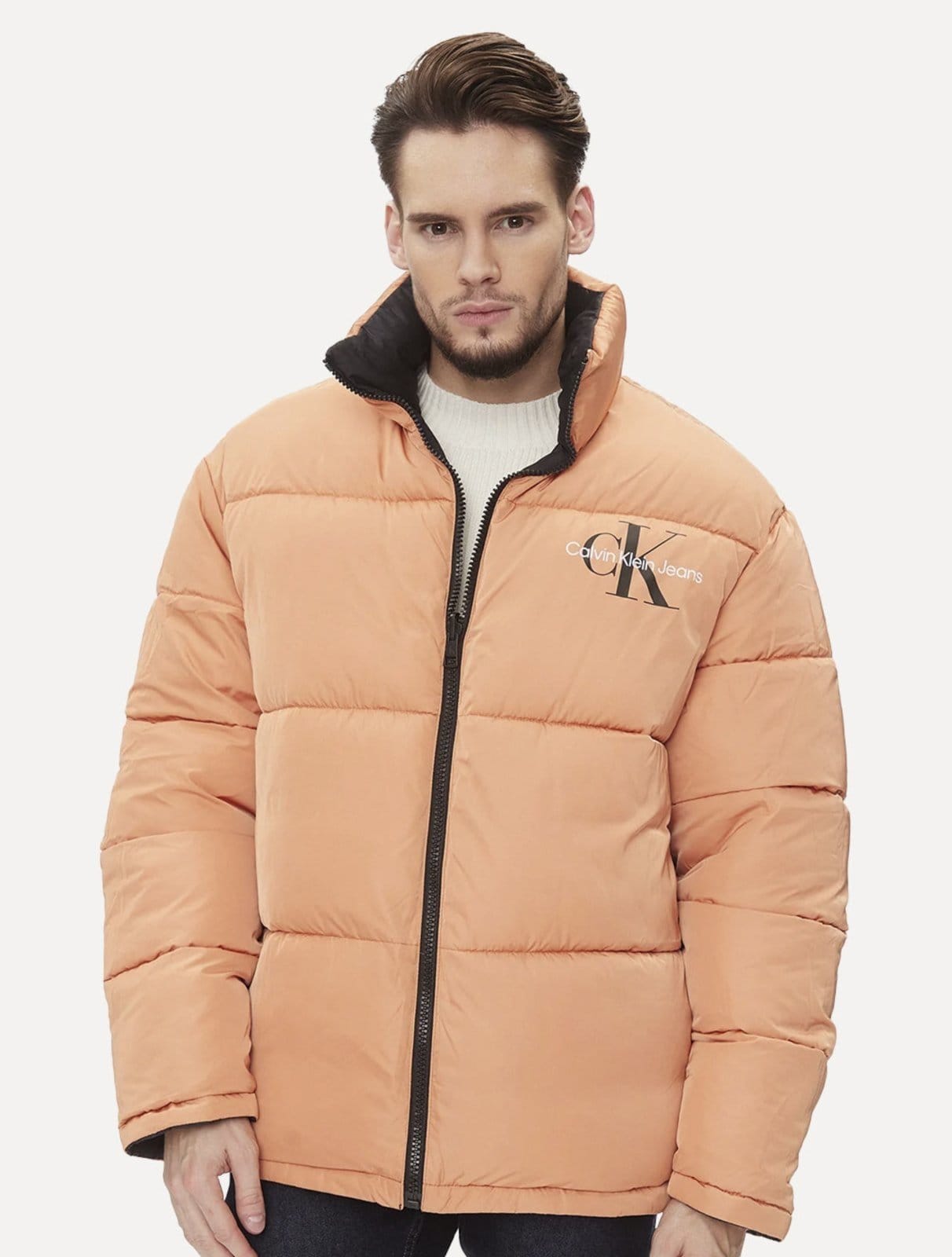 Vista 2 Jaqueta Calvin Klein Jeans Dupla Face Puffer Reversible 90 Preta Calvin Klein laranja