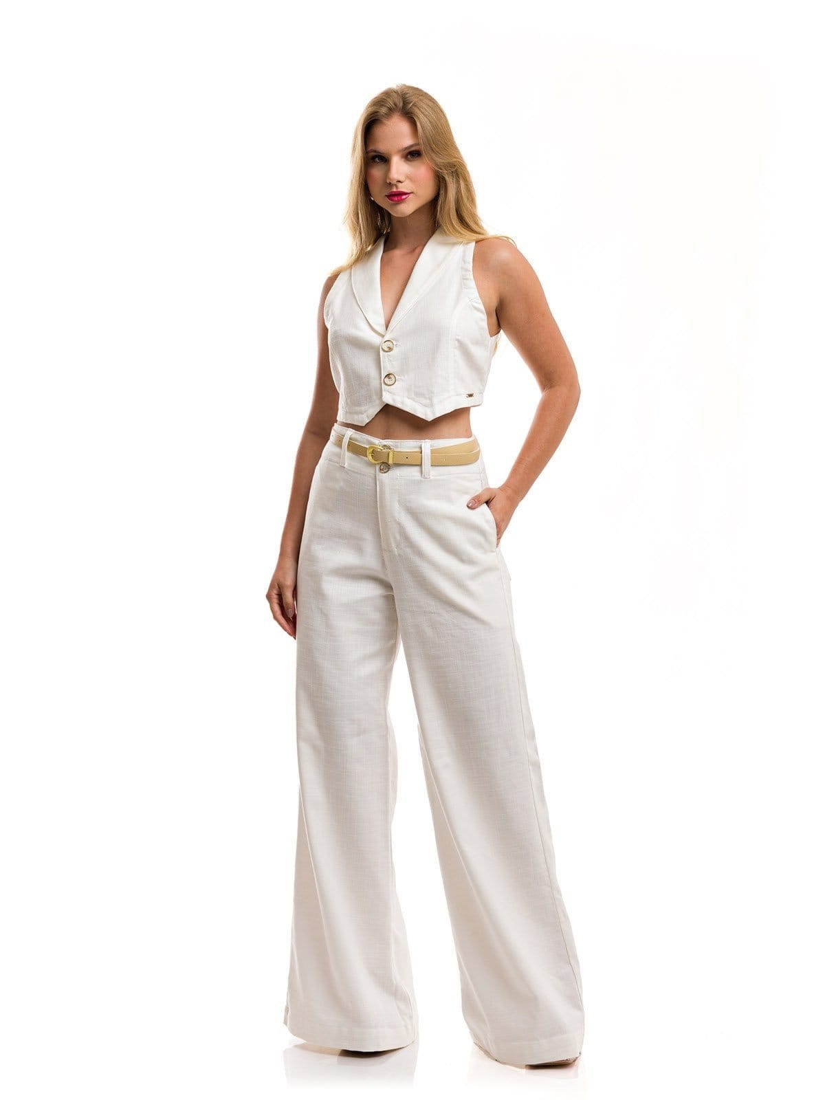 Vista principal Conjunto Restrito Jeans Colete E Calça Pantalona com Cinto Restrito Jeans branco/off-white