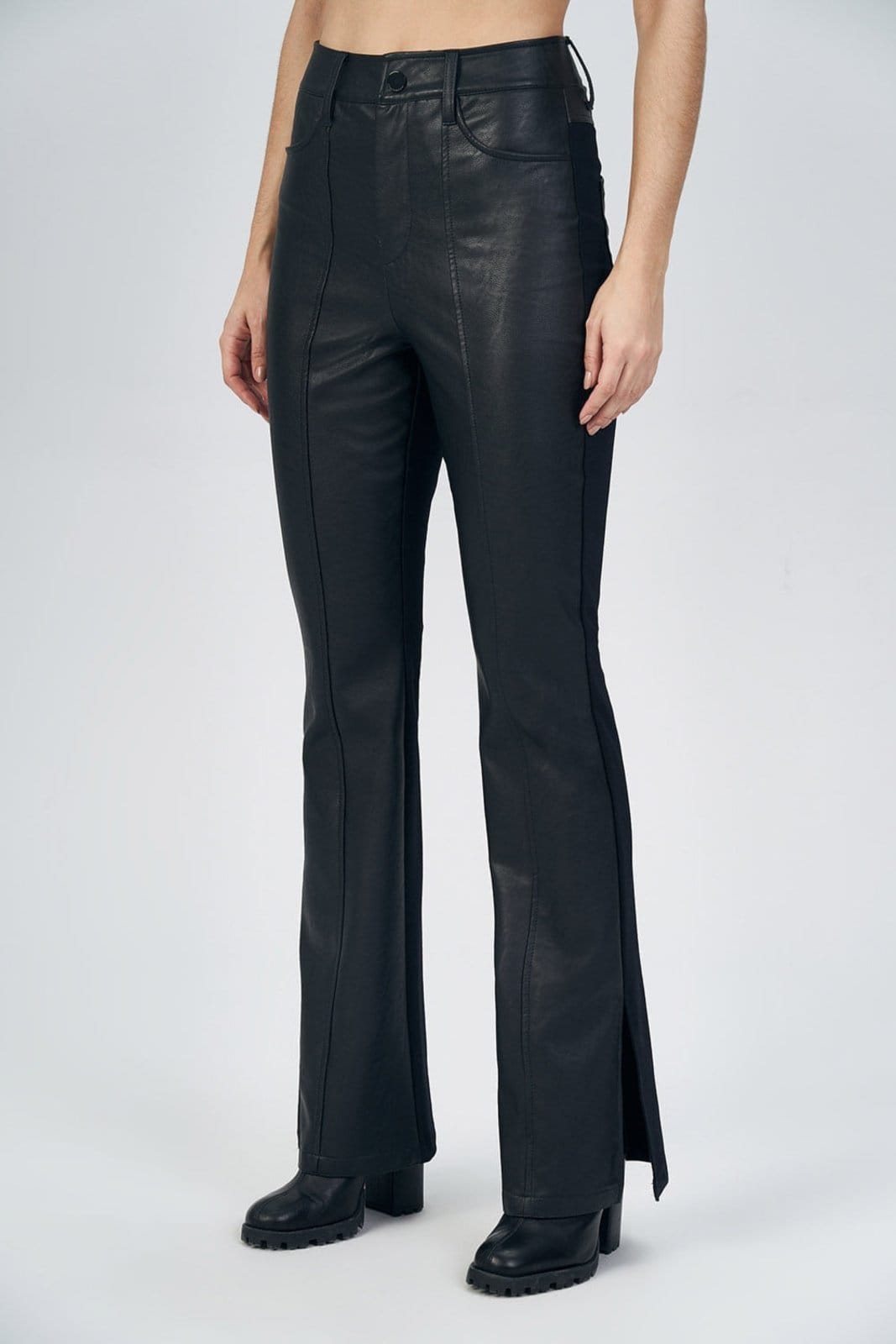 Vista principal Calça Resinada com Fenda Feminina Acostamento ACT FEMININO preto