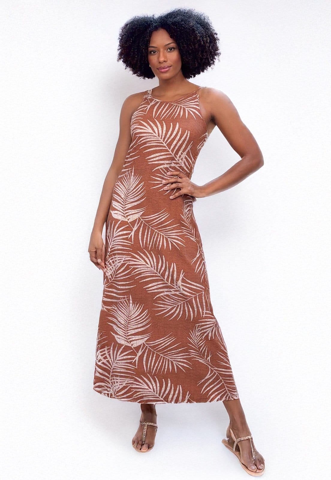 Vista principal Vestido Longo Cabanafree Malha Trapézio Estampa Palmas Terra Cabanafree estampado/marrom