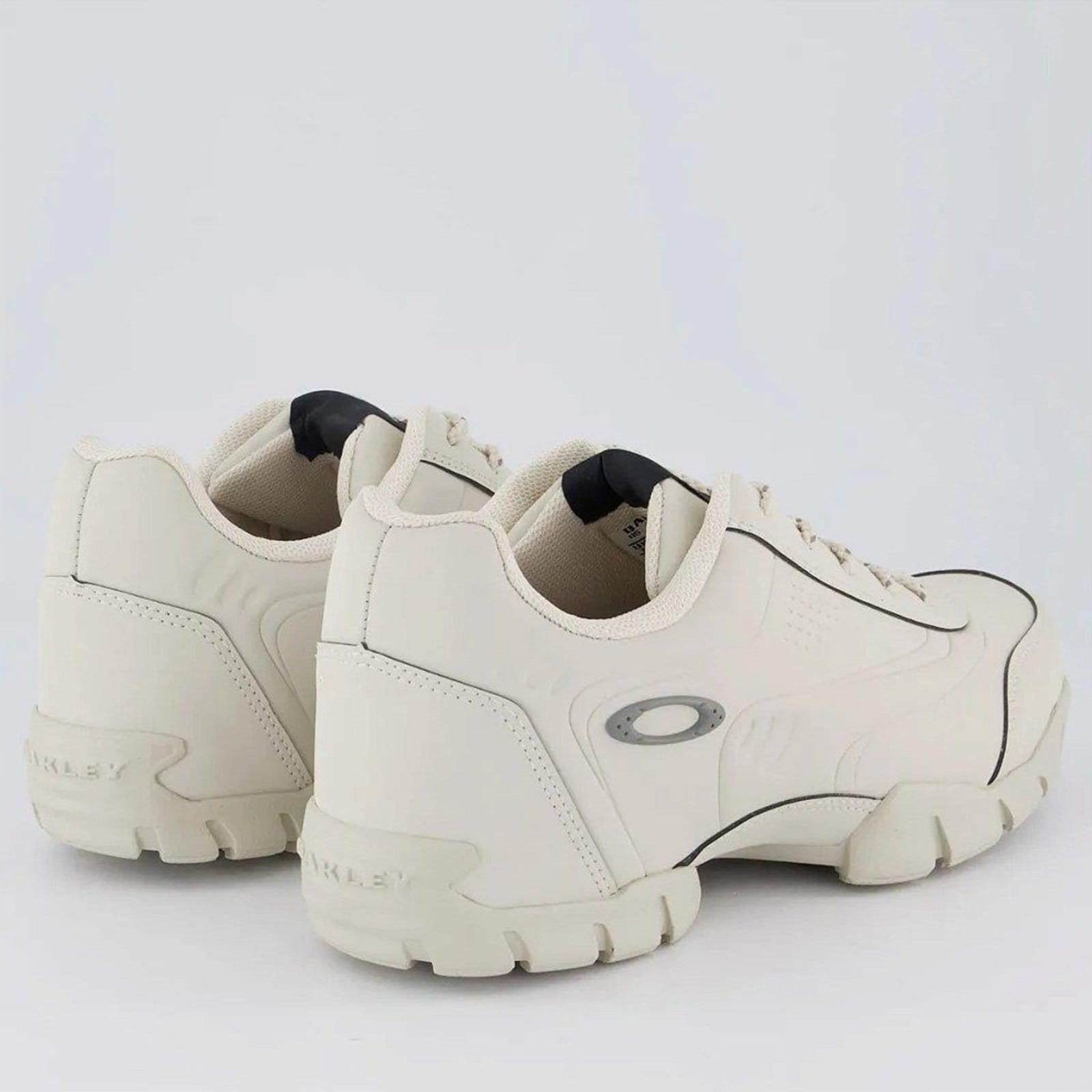 Vista 2 Tênis Oakley Stern SM26 Masculino Off White Oakley off-white white