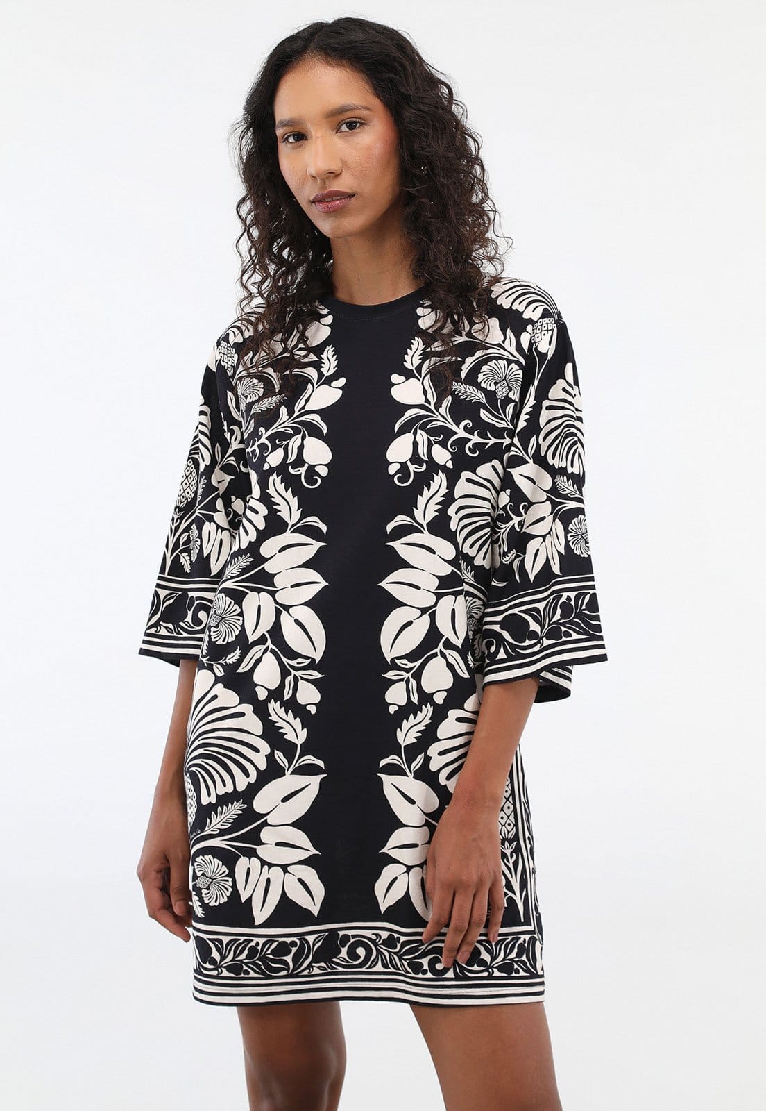 Vestido Feminino Farm Estampa Floral Manga Ampla