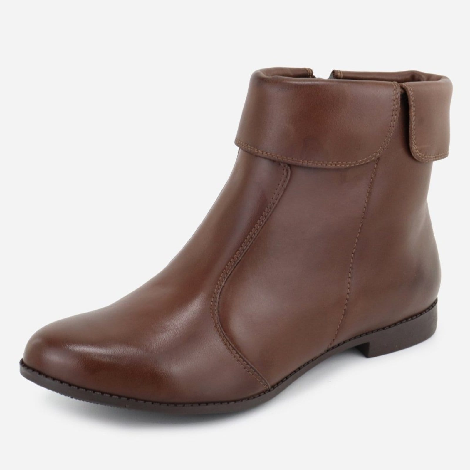 Vista principal Bota em Couro Franja Maria Paula Cano Curto Cacau MARIA PAULA marrom