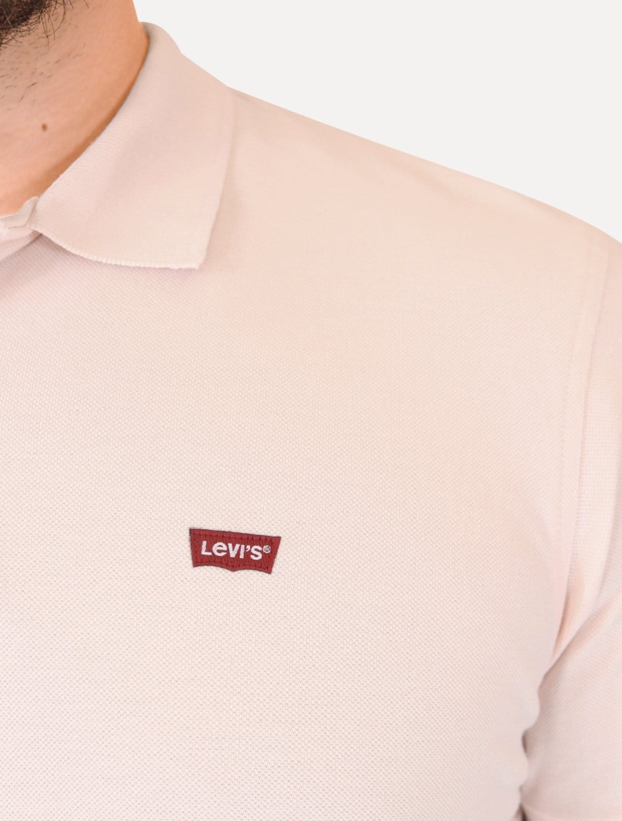 Vista 2 Polo Levis Masculina Housemark Salmão Claro Levis coral