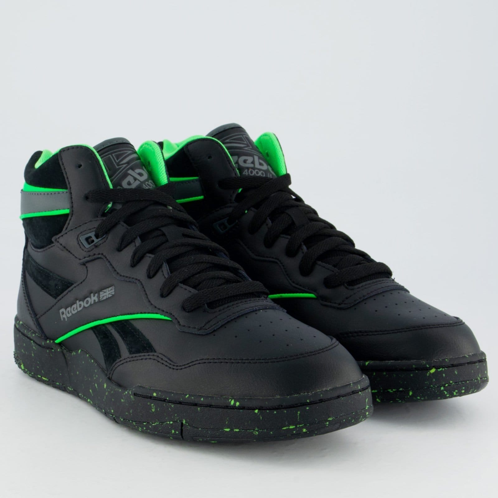 Vista 2 Tênis Reebok BB 4000 II Preto e Verde Reebok preto verde